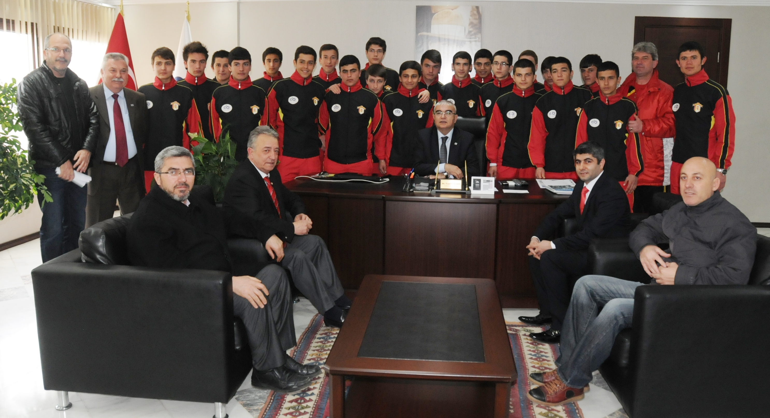 orluspor U-17 Takmndan Baysana Ziyaret