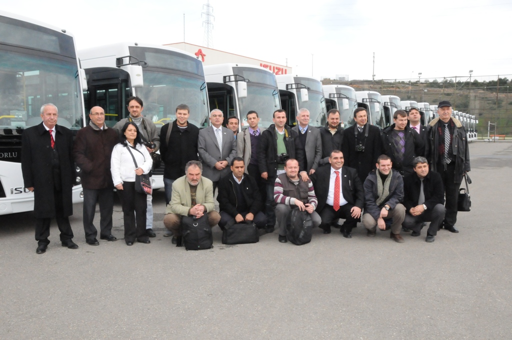 Gazeteciler Halk Otob�slerini Yerinde �nceledi