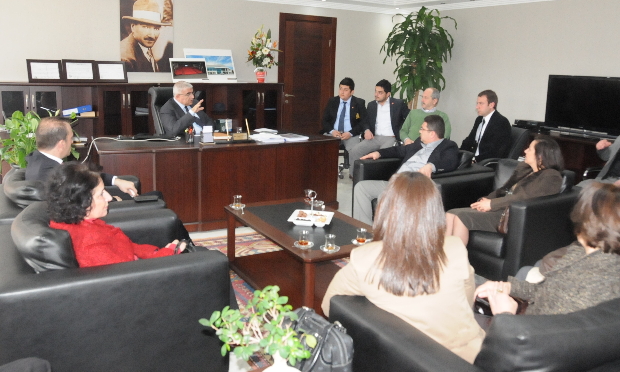 CHP �l�e Y�netiminden Baysan�a Ziyaret