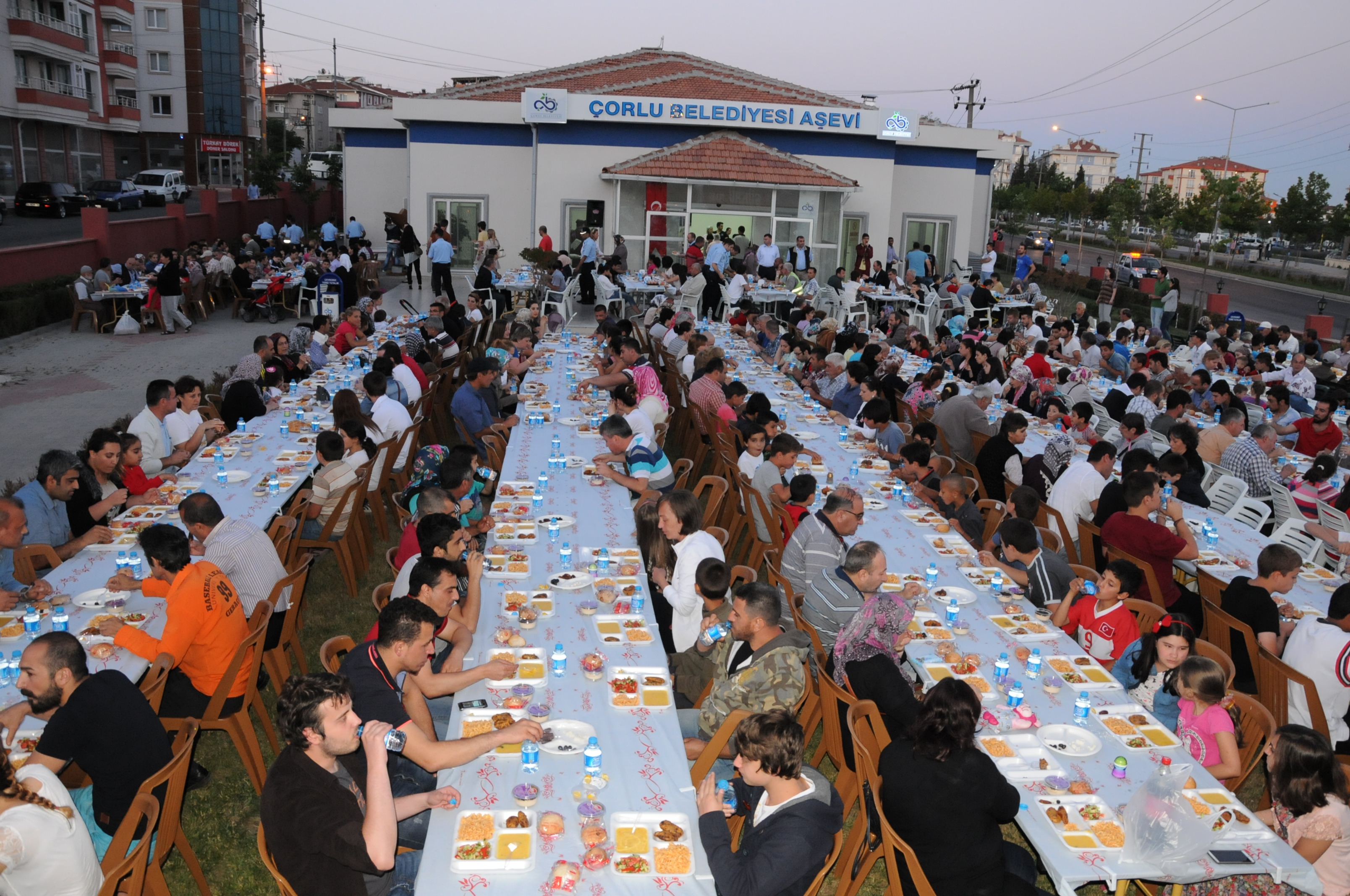 Belediyemizden El Ele Gnl Gnle ftar Yemekleri
