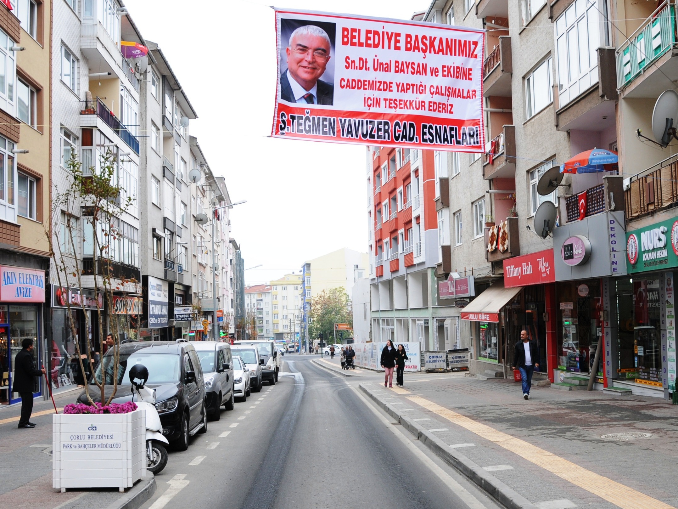 . T. Yavuzer Caddesi Esnaflarndan Baysana Teekkr