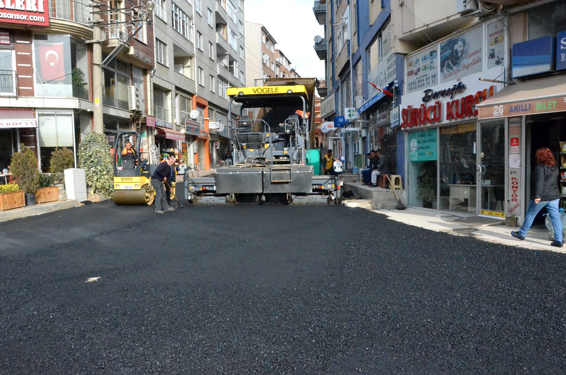 Asfaltlama �al��malar� Devam Ediyor