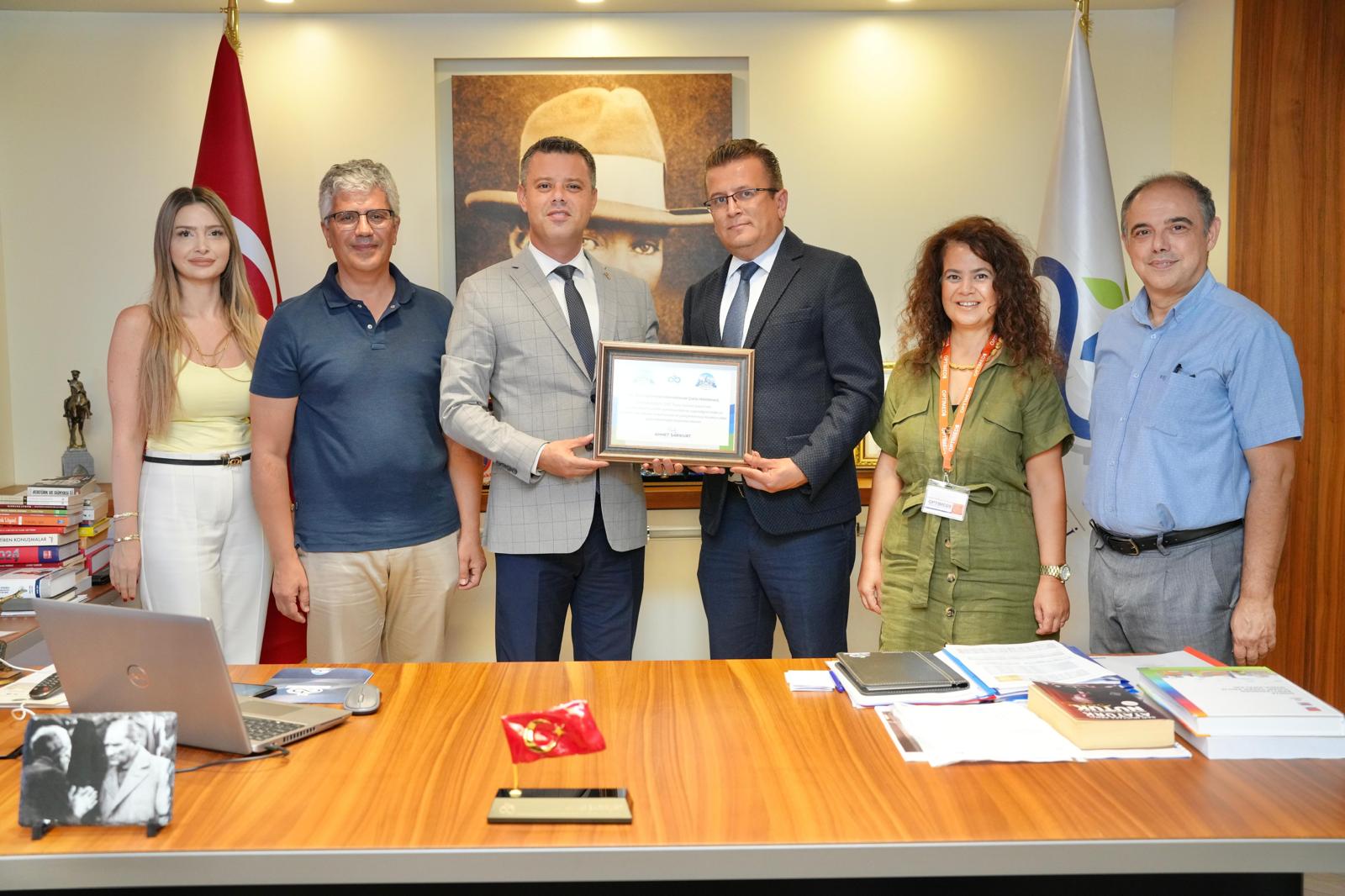 Bakan Sarkurttan Snnet lenine Destek Veren Hastanelere Teekkr