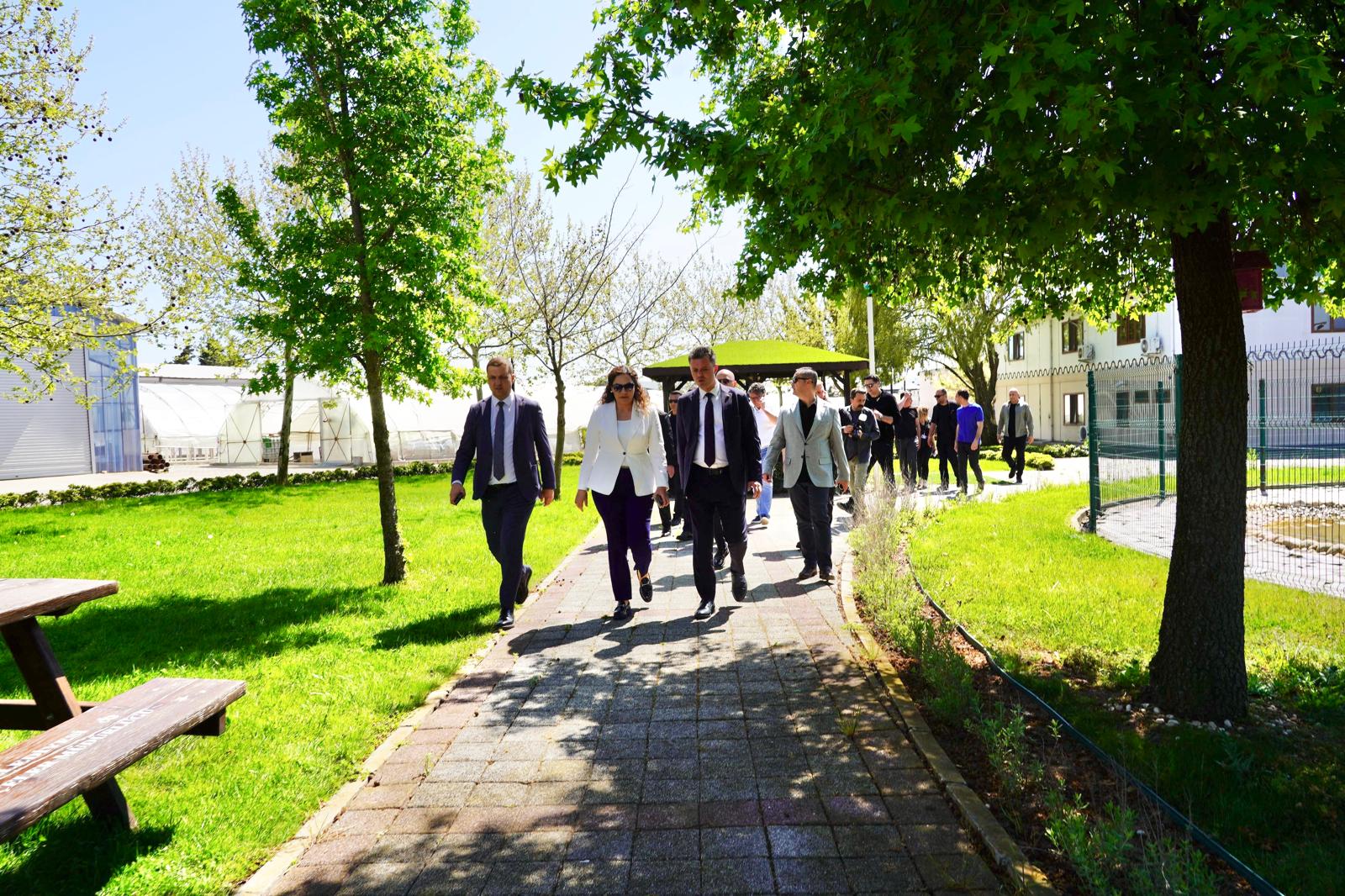 Bakan Yceer ve Bakan Sarkurt, orlunun Yeil Alan Yatrmlarn nceledi