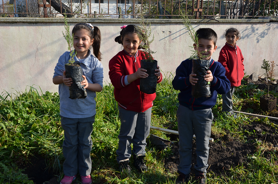 "Temiz �evrem Ye�il Okulum" Etkinlikleri Devam Ediyor