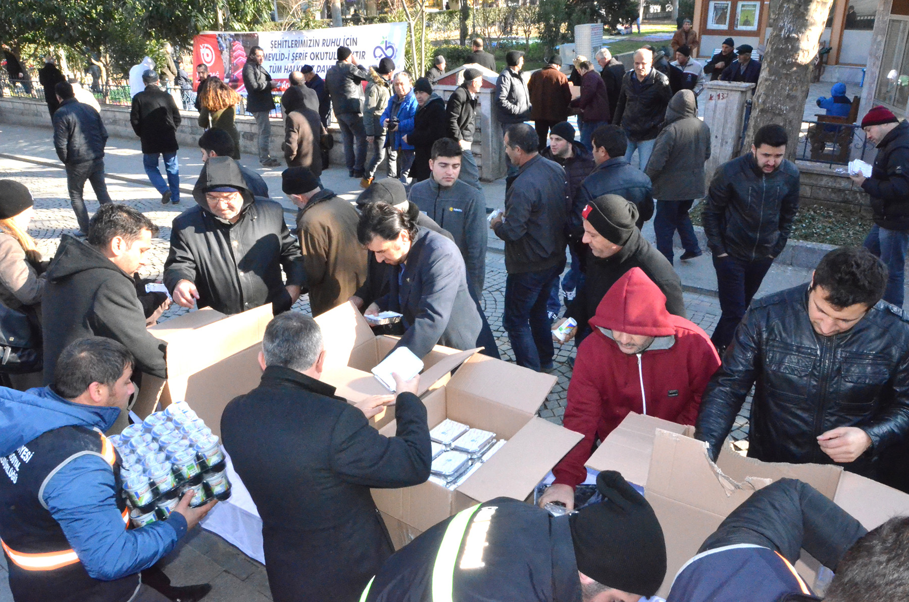 �ehitlerimiz ��in Mevlid Okutuldu