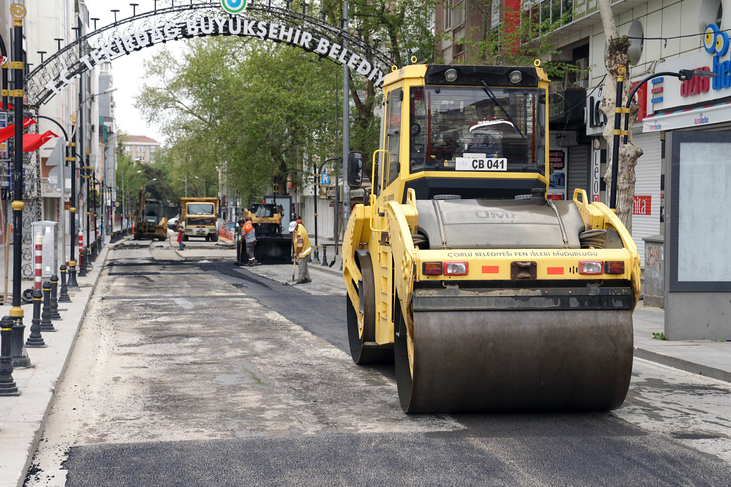 Omurtak Caddesi Ksa Sre inde Yeniden Trafie Alacak