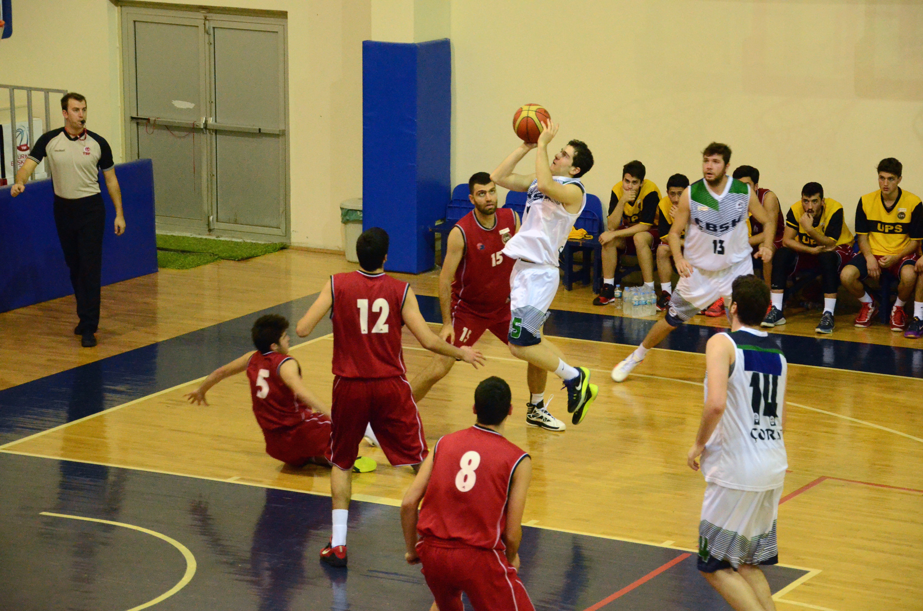 BSK Geliim 76-67 Galip