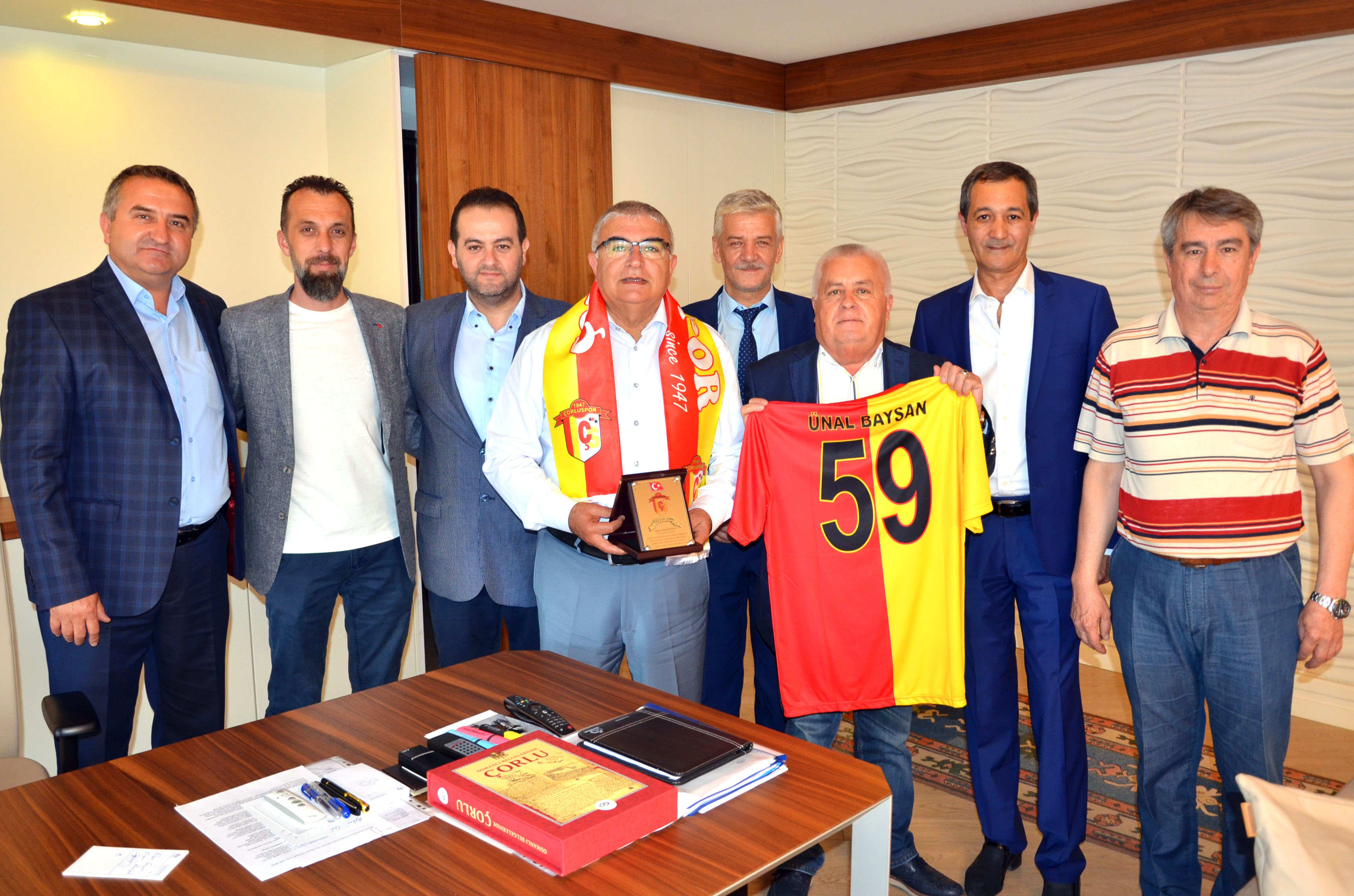 orluspor Kulplerinden Bakan Baysana Ziyaret