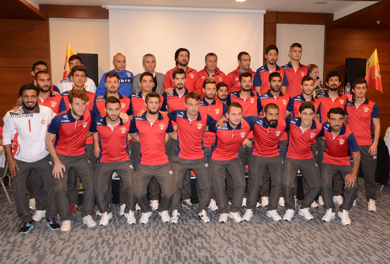 Bakan Baysan orluspor 1947 Yararna Dzenlenen Kahvaltya Katld