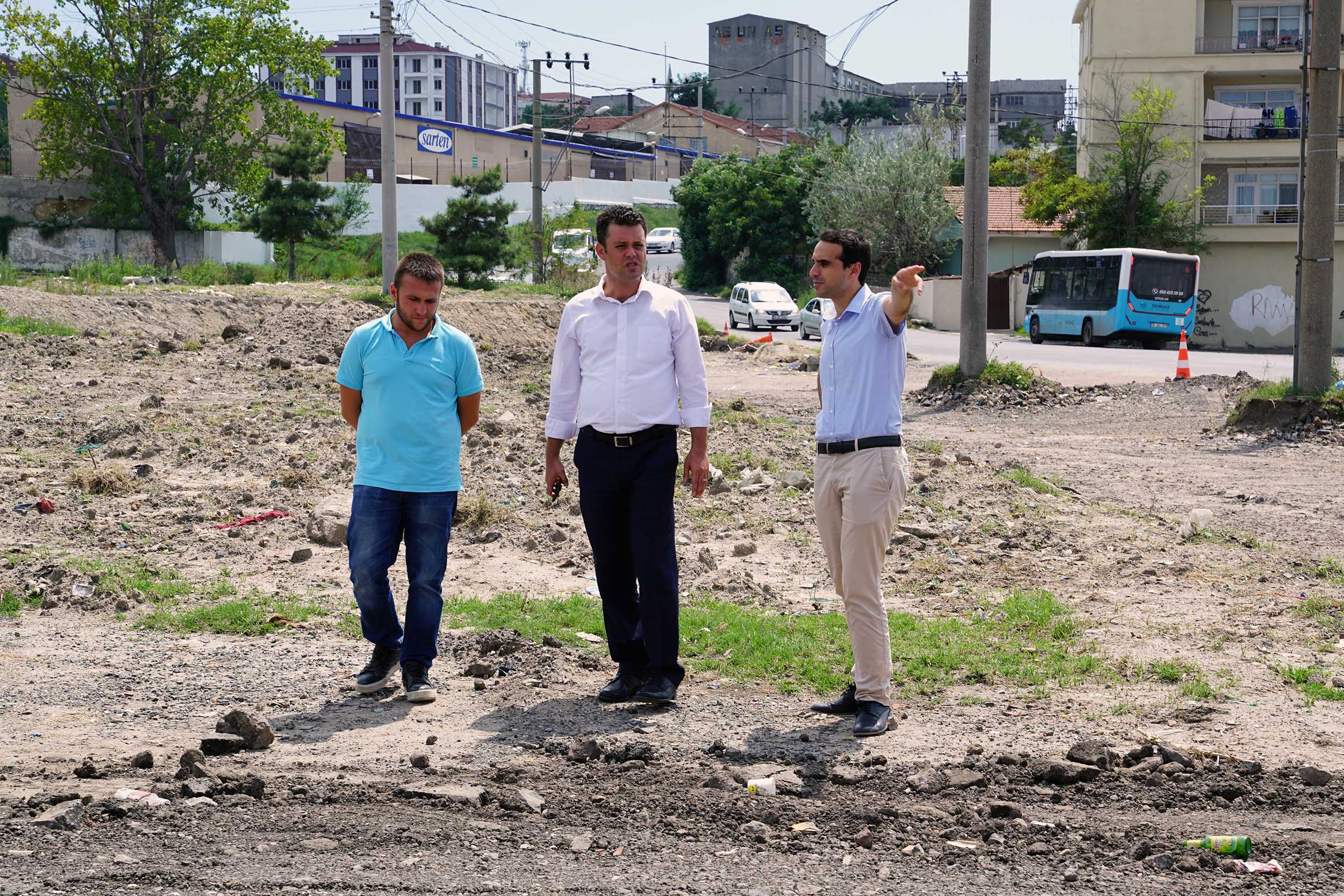 Fatih Caddesinde almalar Devam Ediyor
