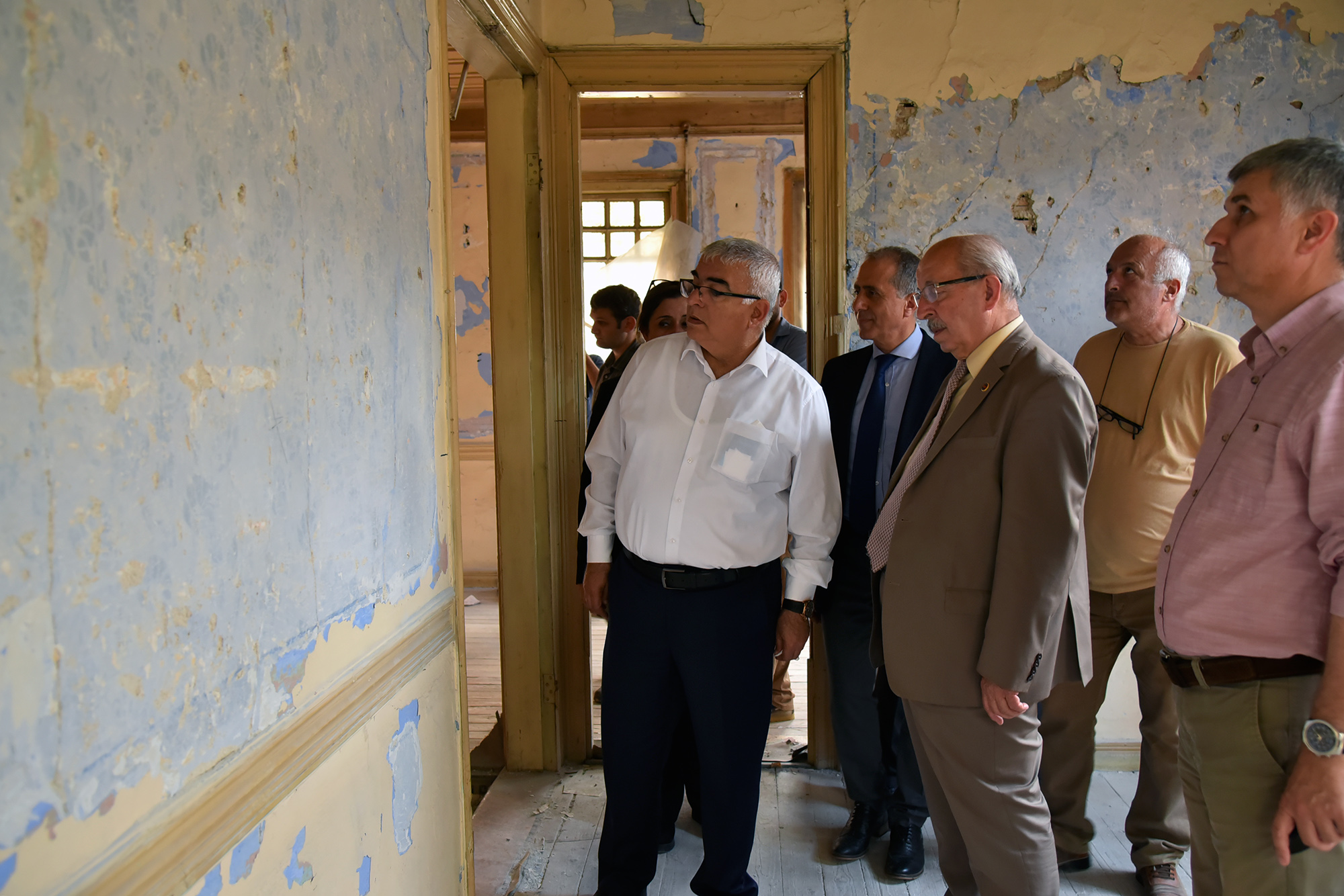 Bakan Baysan almalar nceledi