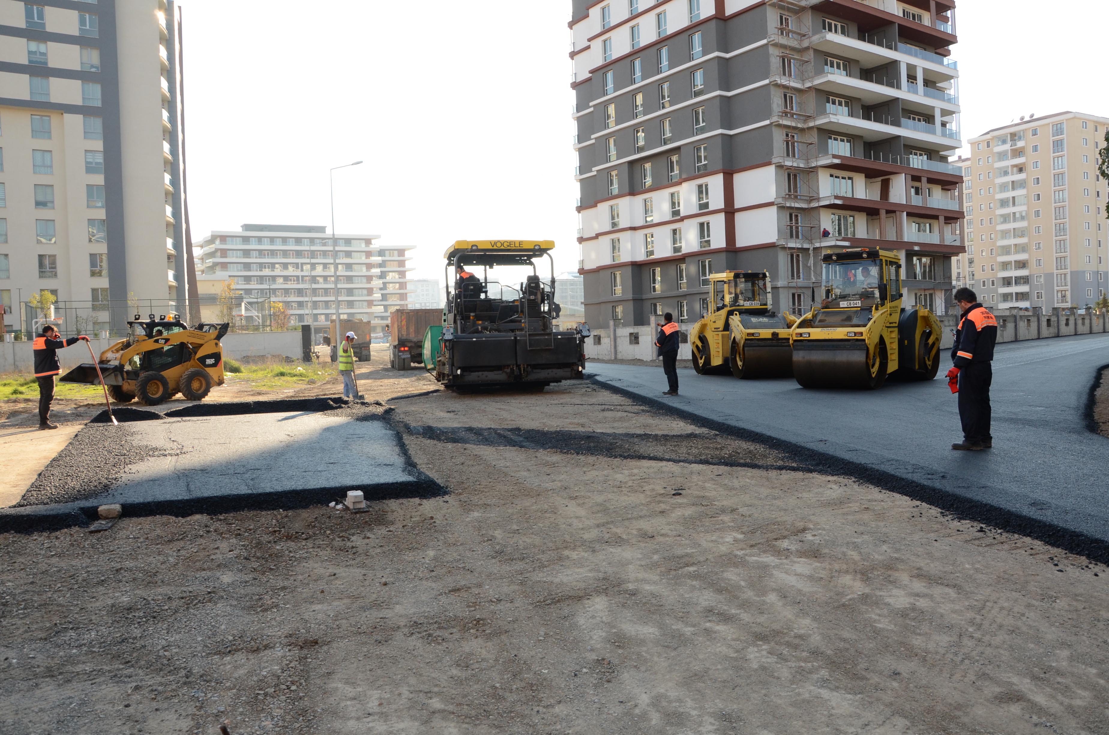 Asfalt almalar Hrriyet Mahallesinde Devam Ediyor