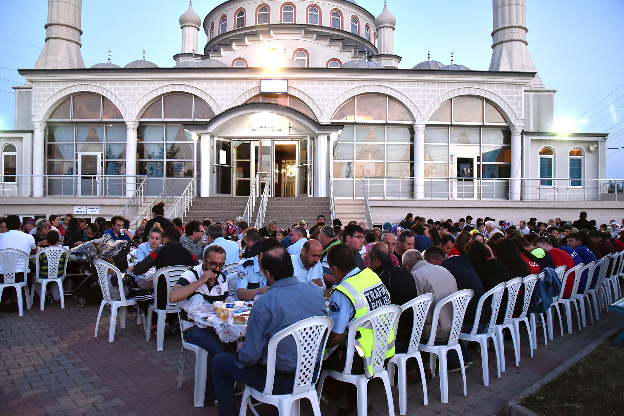 ftar Yemeklerimiz Devam Ediyor