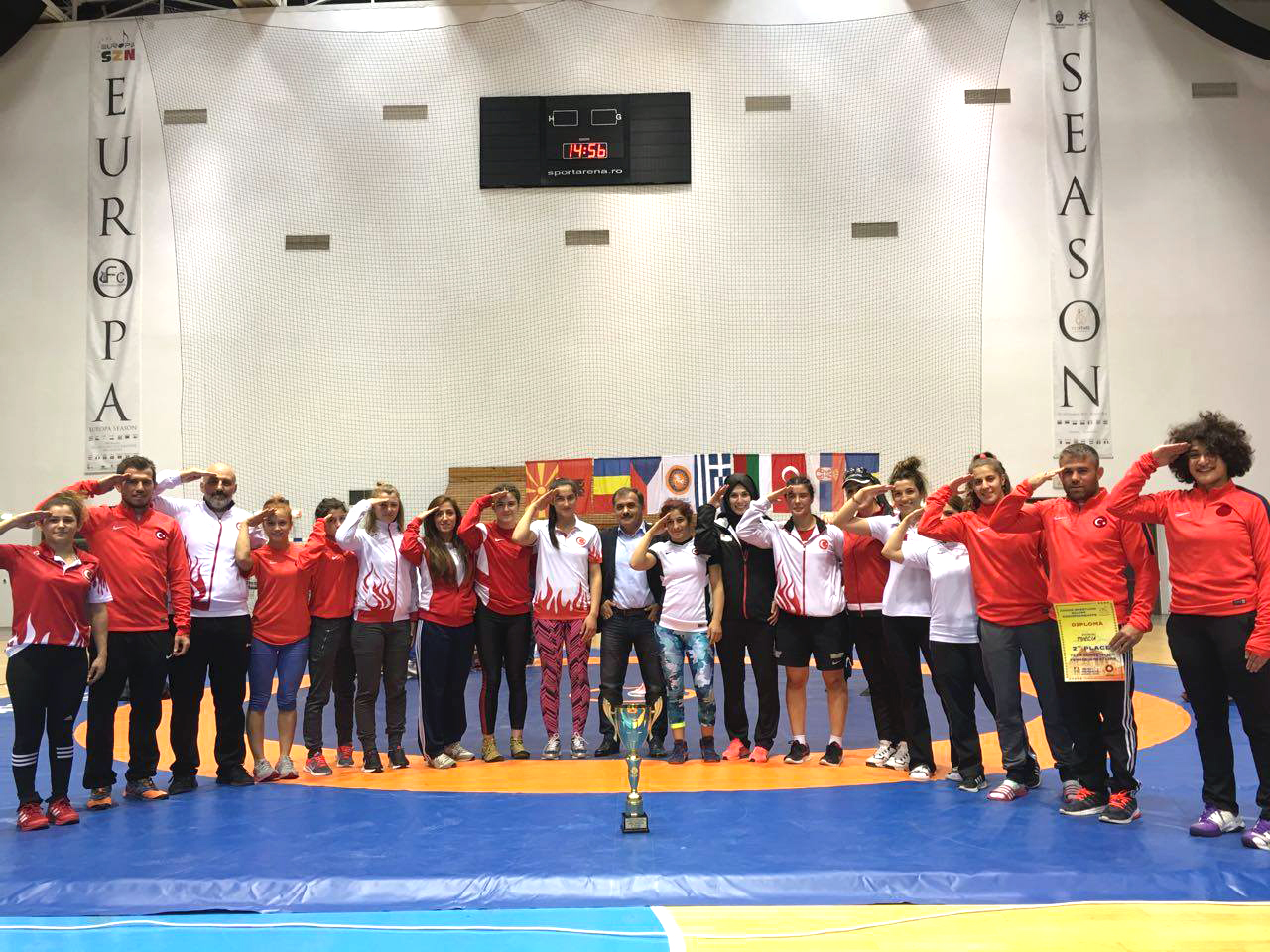 G�re��ilerimizden B�y�k Ba�ar�