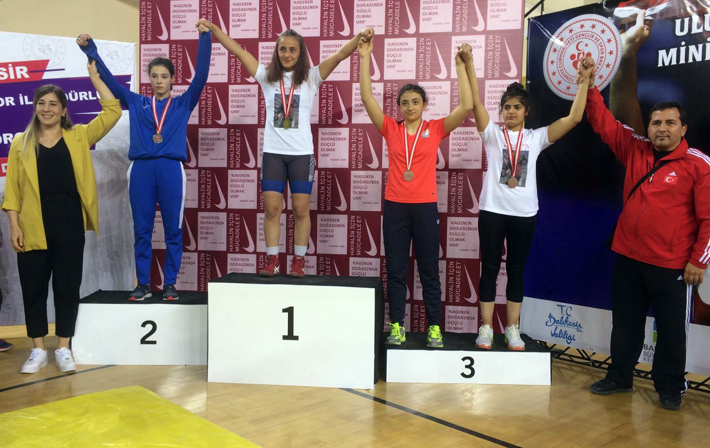 Greilerimiz Bronz Madalya le Dndler
