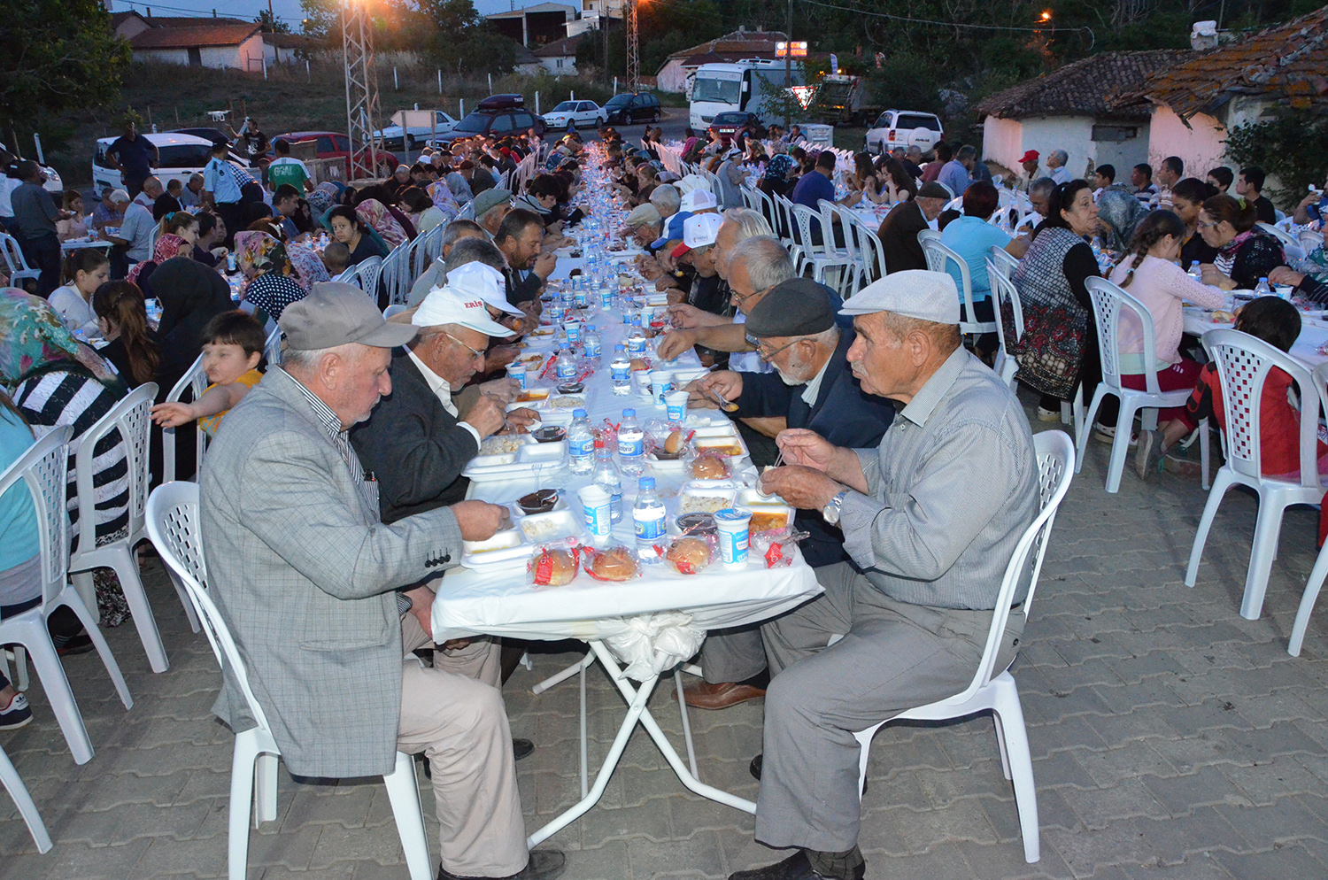 ftar Yemeklerimiz Youn Katlm ile Devam Ediyor