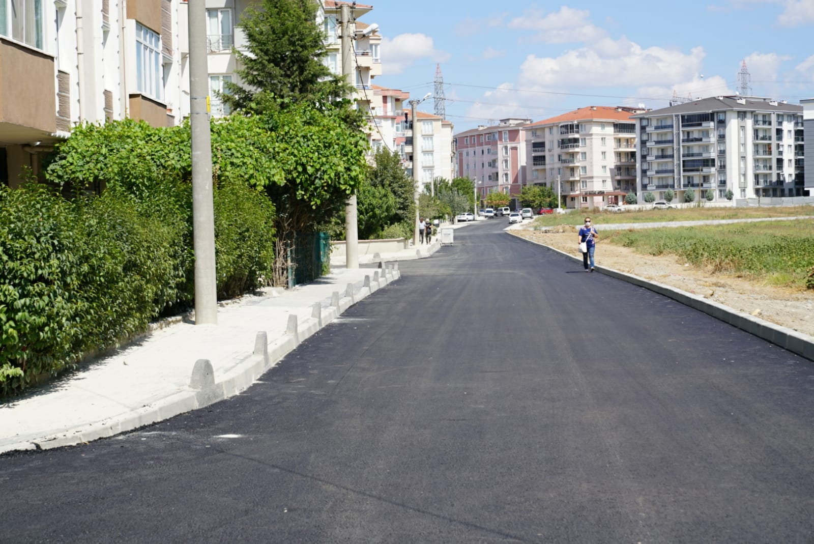 Acbadem Sokakta Asfalt ve Kaldrm almas Gerekletirildi