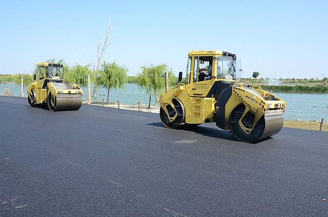 Asfaltlama ve Yol Yapm almalar Devam Ediyor