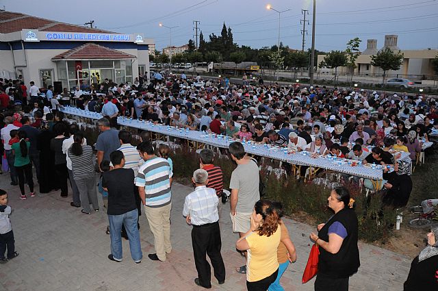 Ziraat Odas,Bab- Ali Gazetesi ve Ortadan ftar