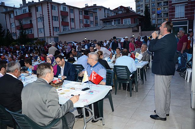 ORLU TCARET BORSASI AEVݴNDE FTAR YEME 