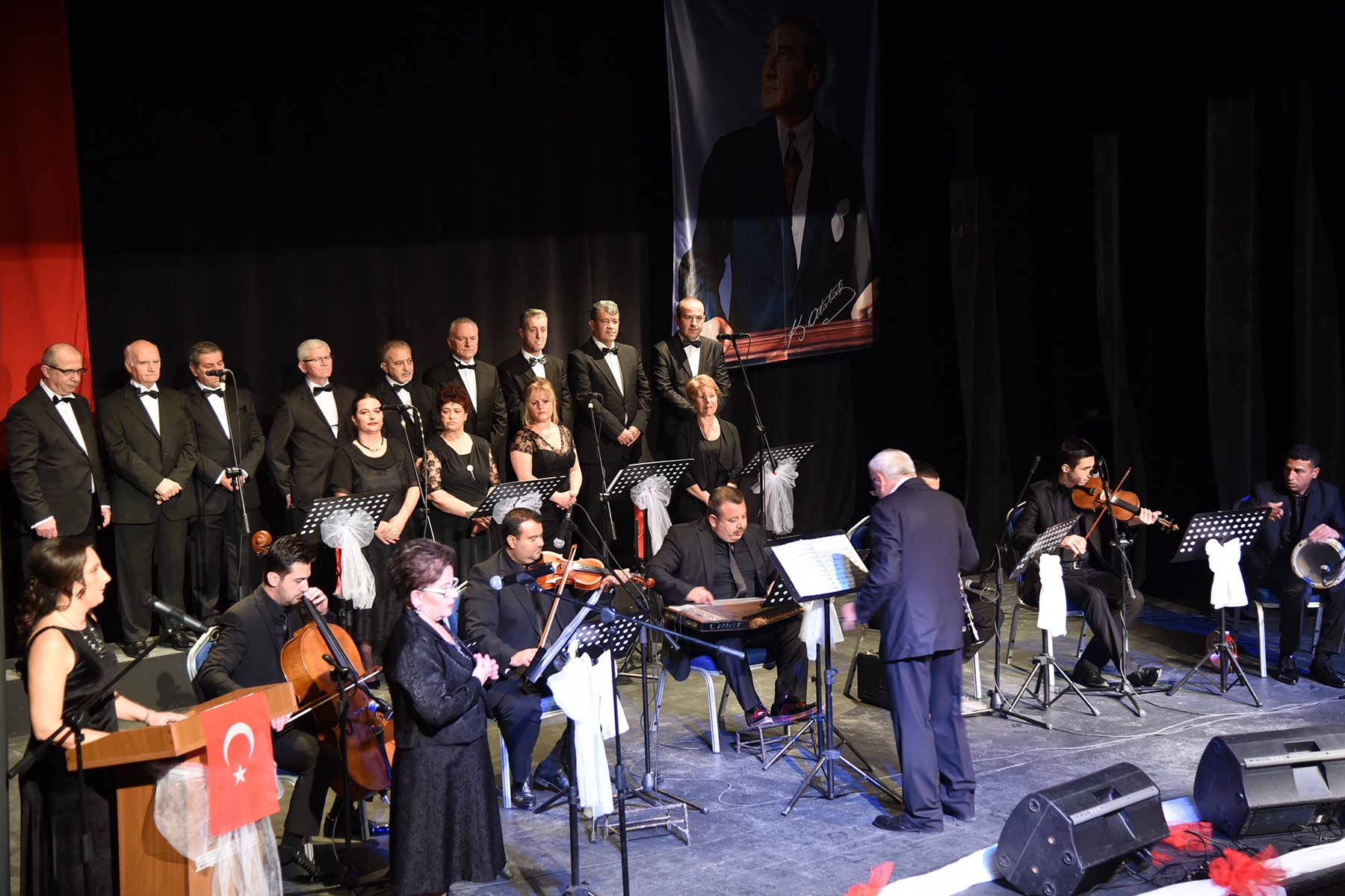 Belediye Korosundan 10 Kasm Konseri