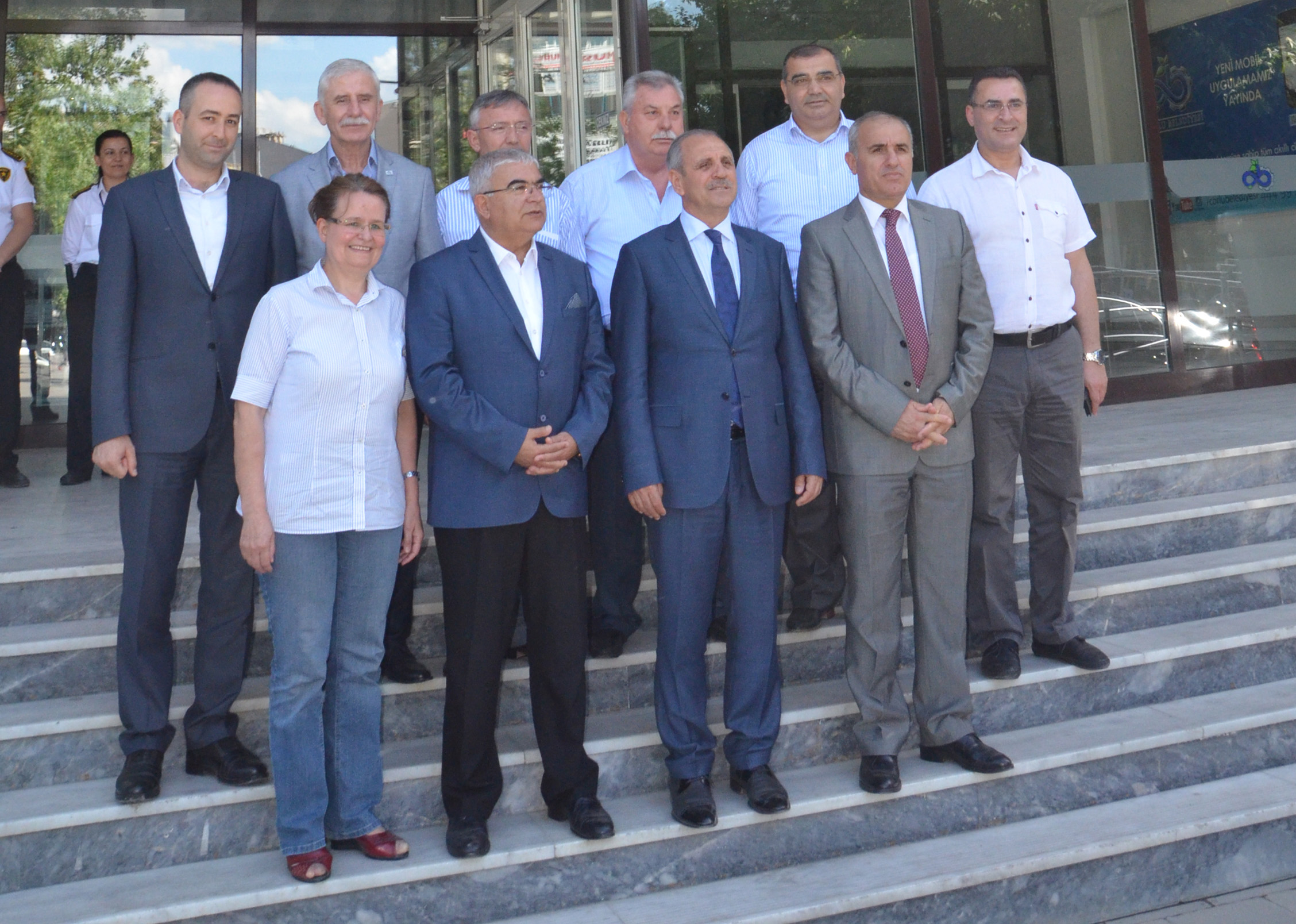 Vali Saliholundan Bakan Baysana Veda Ziyareti