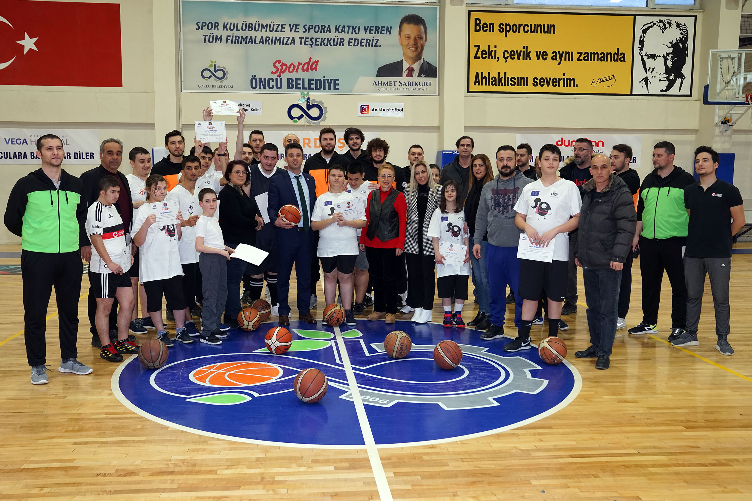 zel Sporcular Basketbol Takmnda Bulutu