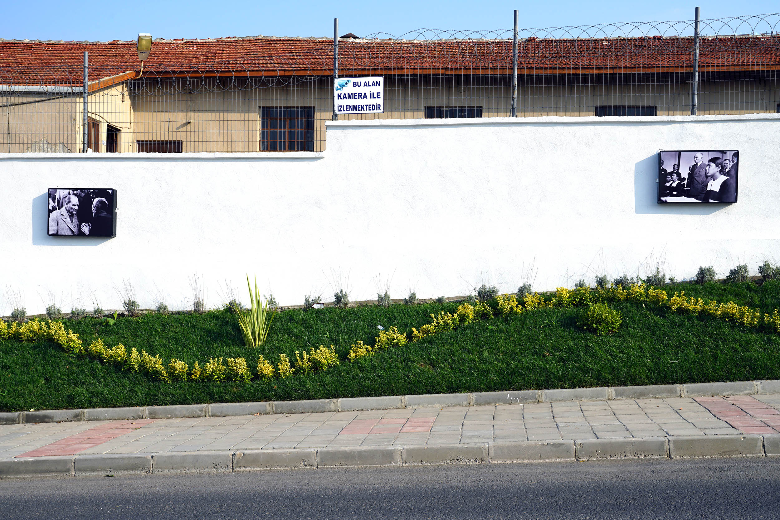 Fatih Caddesi Atatrk Fotoraflaryla Donatld