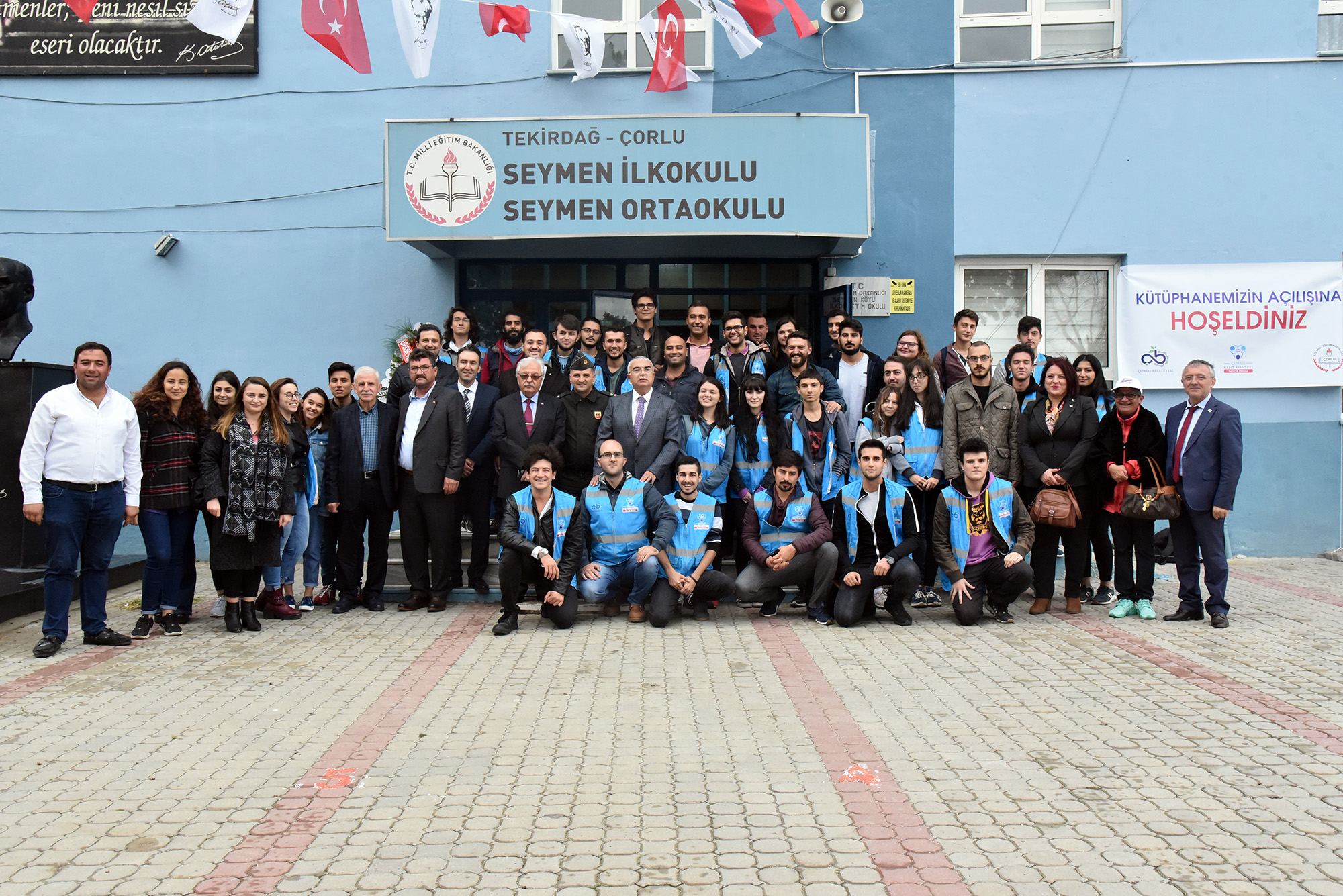 Kent Konseyinden Seymene Okul Ktphanesi
