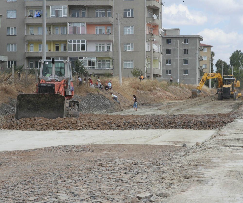 Blent Ecevit Bulvarnda 1. Etap Tamamlanyor 